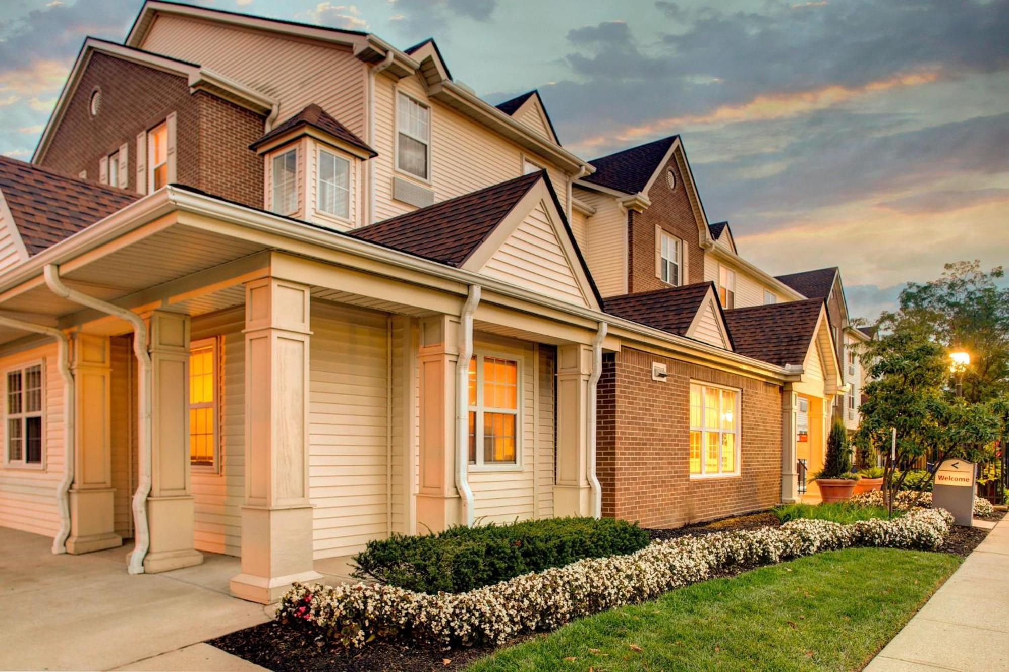 Towneplace Suites Columbus Airport Gahanna Exterior photo